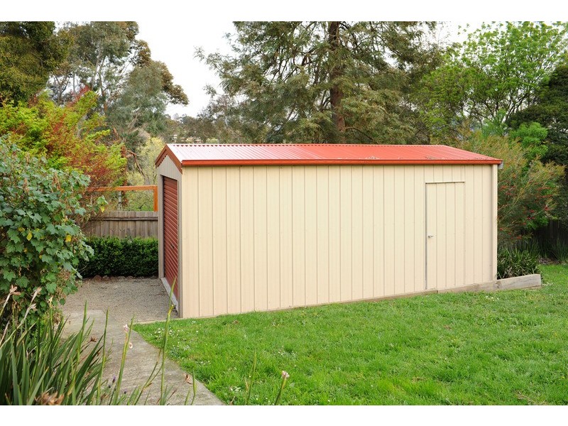 12 Corrong  Crescent, Mooroolbark VIC 3138