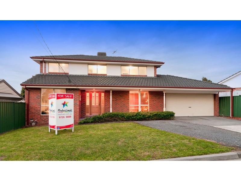 4 May Road, Mooroolbark VIC 3138