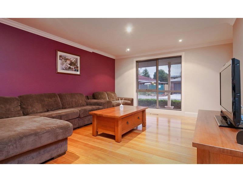 4 May Road, Mooroolbark VIC 3138