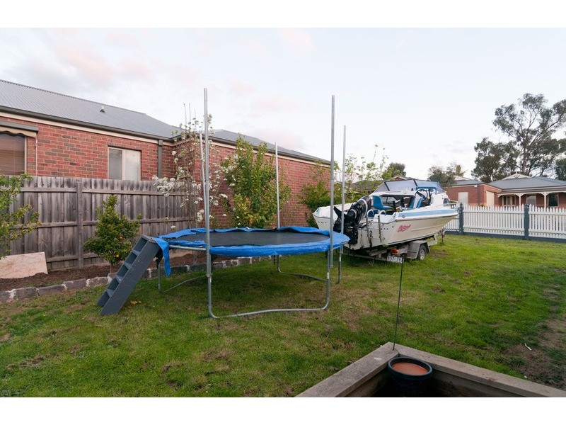 7 Pacific  Drive, Mooroolbark VIC 3138