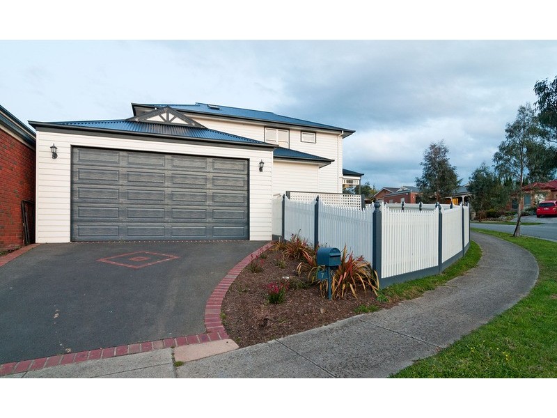 7 Pacific  Drive, Mooroolbark VIC 3138