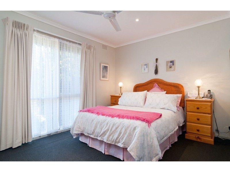 16/18 Alfrick Road, Croydon VIC 3136