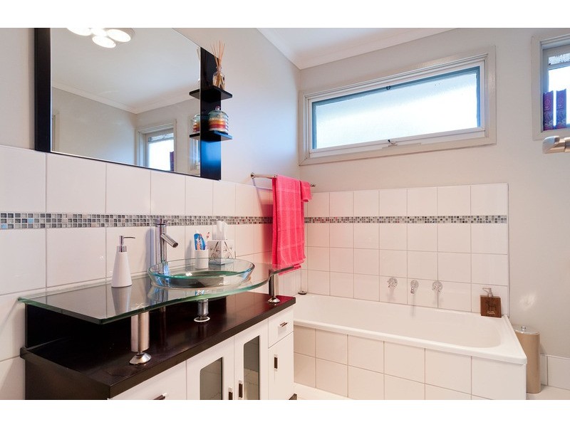 16/18 Alfrick Road, Croydon VIC 3136