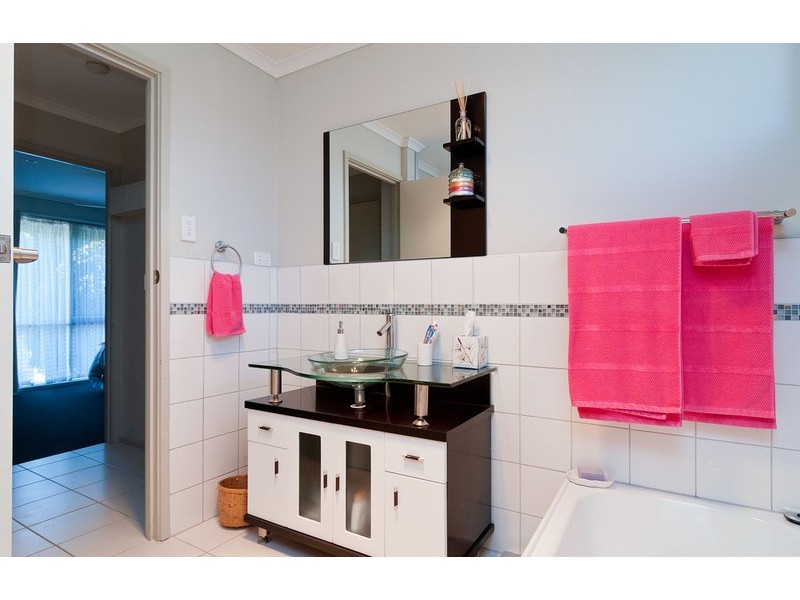 16/18 Alfrick Road, Croydon VIC 3136