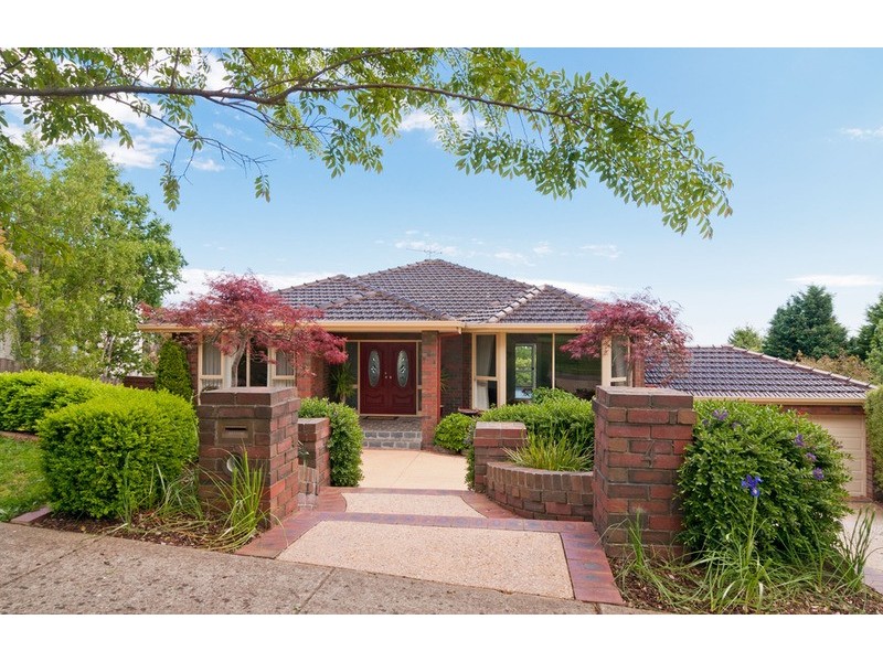 4 Hilledge Lane, Mooroolbark VIC 3138