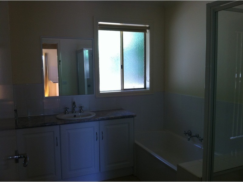 1/12 Ryland Avenue, Croydon VIC 3136