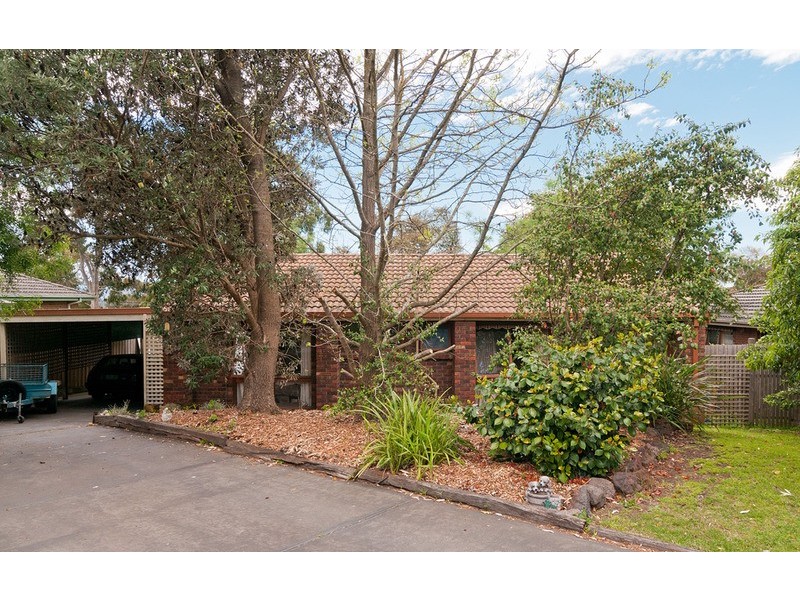 15 Thornton Court, Mooroolbark VIC 3138