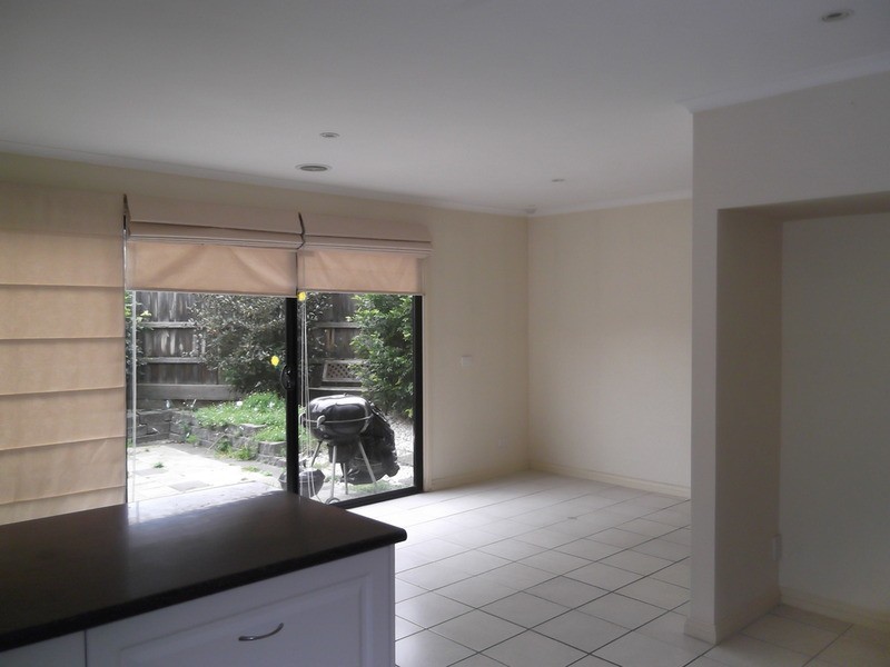 2/26 Ervin  Road, Kilsyth VIC 3137