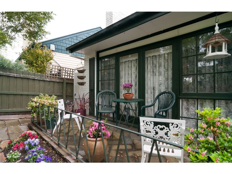 5 Evon Avenue, Ringwood East VIC 3135