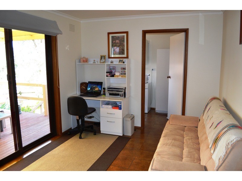 17 Blueberry Road, Mooroolbark VIC 3138