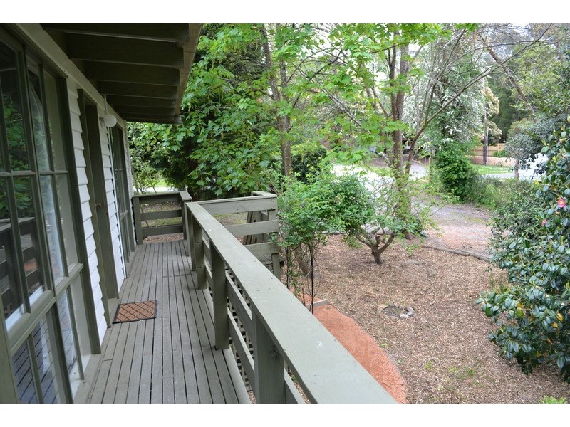 42 Spring  Street, Mount Evelyn VIC 3796