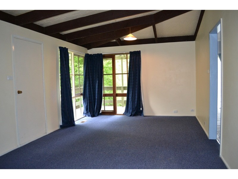 42 Spring  Street, Mount Evelyn VIC 3796