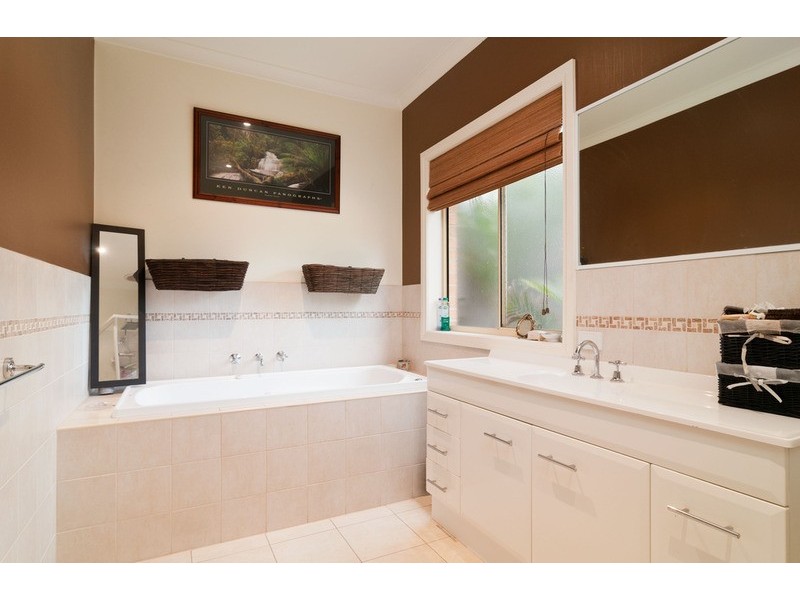 2/16 John Street, Lilydale VIC 3140