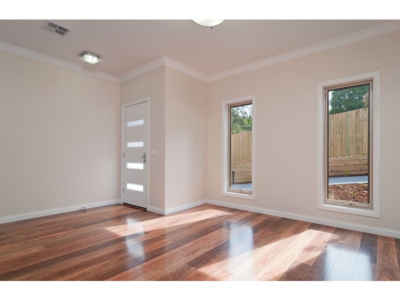 2/185 Lincoln Road, Mooroolbark VIC 3138
