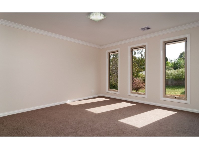 2/185 Lincoln Road, Mooroolbark VIC 3138
