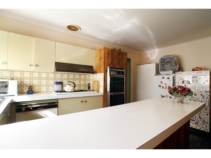 8 Westwood Pass, Chirnside Park VIC 3116