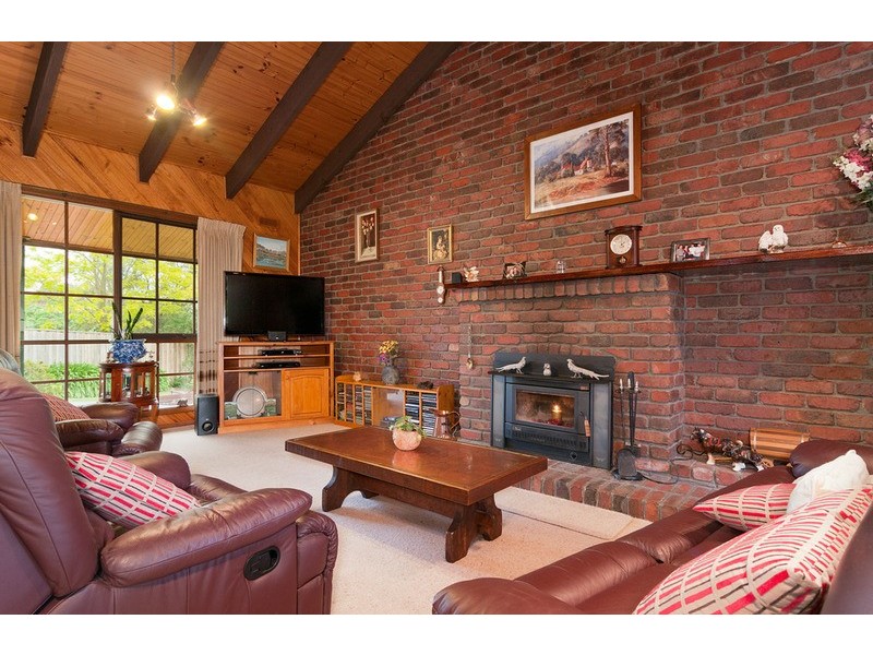 52 Country Club Drive, Chirnside Park VIC 3116