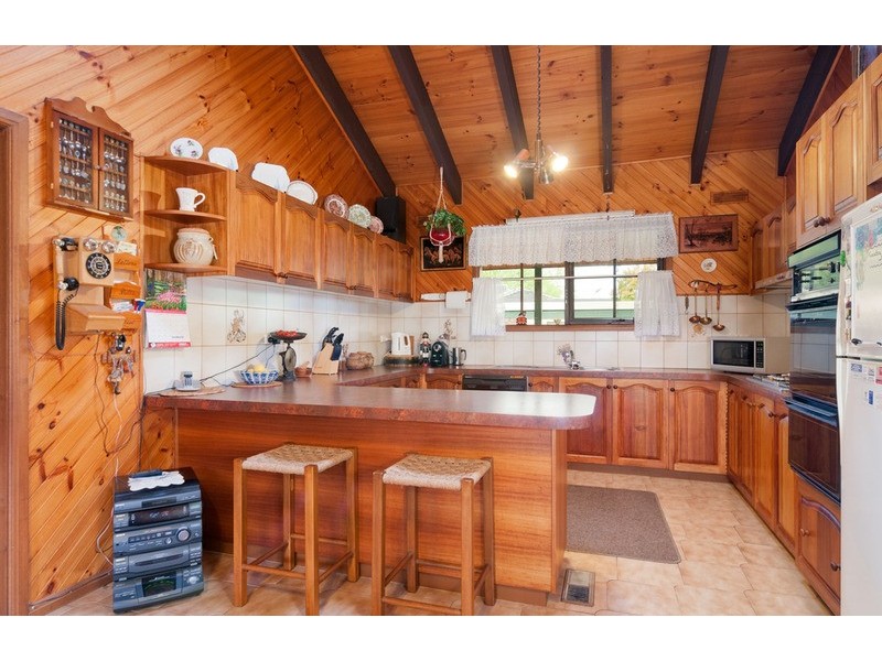 52 Country Club Drive, Chirnside Park VIC 3116