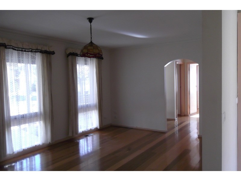 36 Pembroke  Road, Mooroolbark VIC 3138