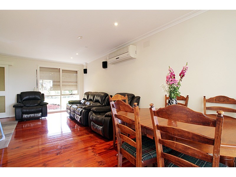 7 Birchwood Drive, Mooroolbark VIC 3138