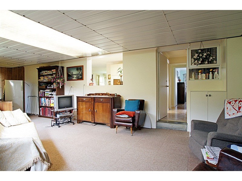 29 Bronhill Road, Ringwood East VIC 3135