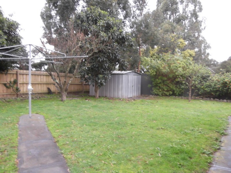 80 Langdale  Drive, Croydon Hills VIC 3136