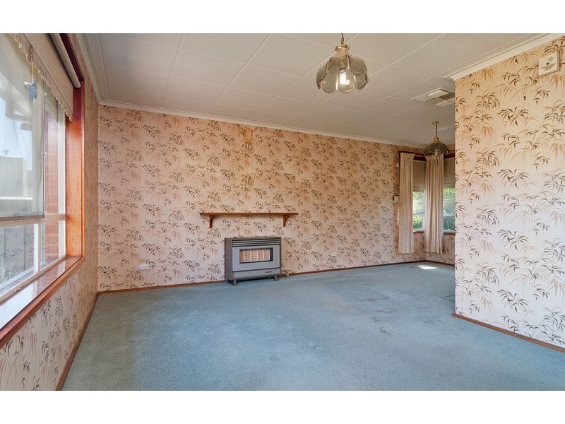 32 Winyard Drive, Mooroolbark VIC 3138