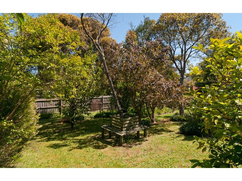 32 Winyard Drive, Mooroolbark VIC 3138