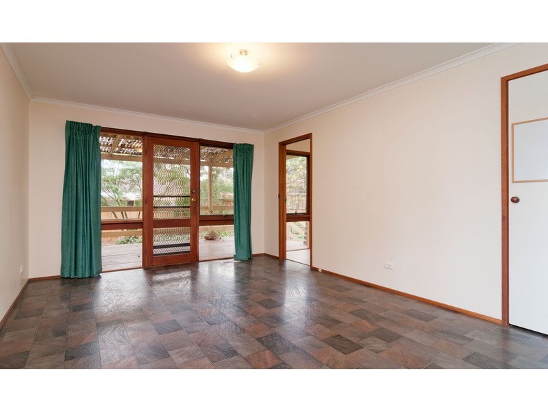 5 Kiewa Close, Croydon Hills VIC 3136