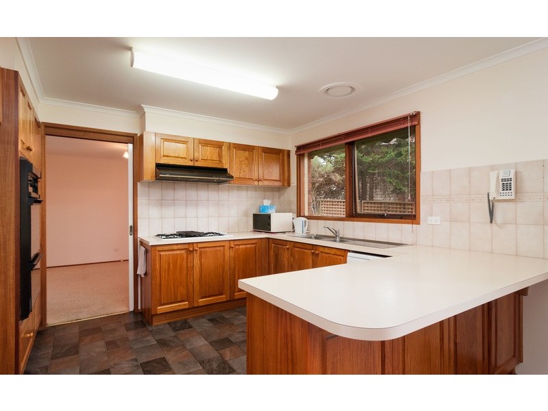 5 Kiewa Close, Croydon Hills VIC 3136