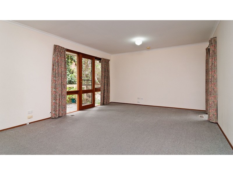 5 Kiewa Close, Croydon Hills VIC 3136
