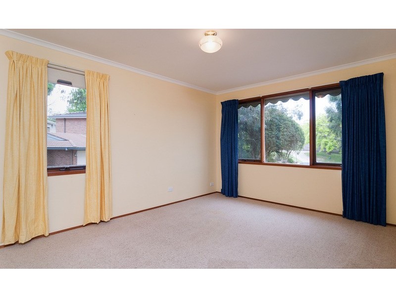 5 Kiewa Close, Croydon Hills VIC 3136