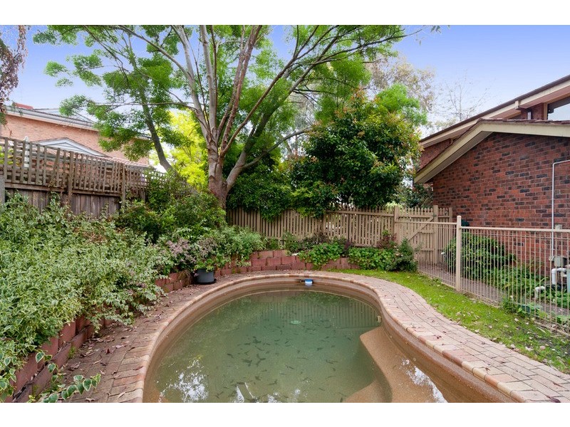 5 Kiewa Close, Croydon Hills VIC 3136