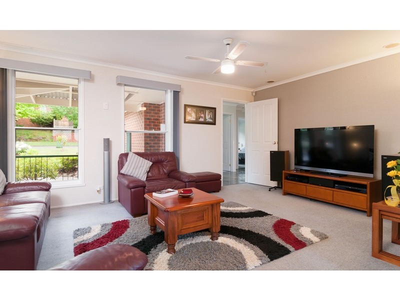 24 Shadowplay Road, Mooroolbark VIC 3138