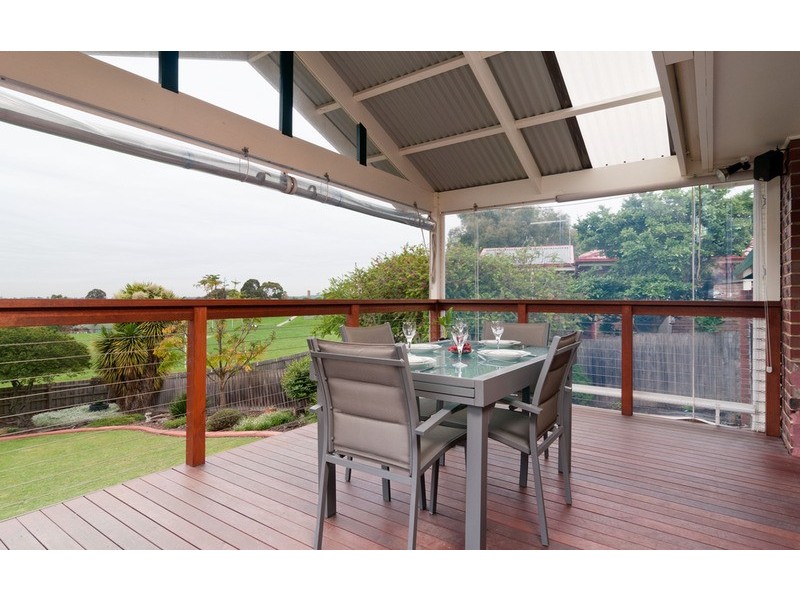 24 Shadowplay Road, Mooroolbark VIC 3138