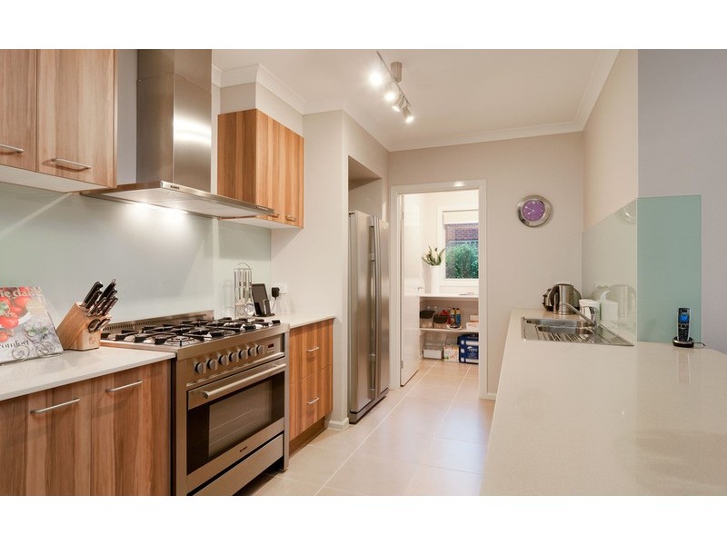 16 Joel Place, Mooroolbark VIC 3138