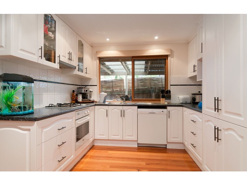 1/12 Dobell Place, Mooroolbark VIC 3138