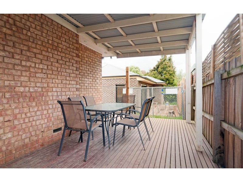 1/12 Dobell Place, Mooroolbark VIC 3138