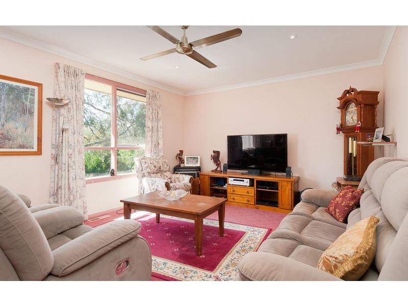 1a Newman Road, Croydon VIC 3136