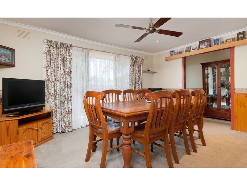 1a Newman Road, Croydon VIC 3136