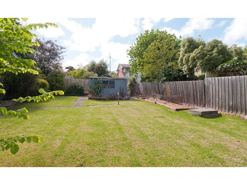 5 Sheridan Avenue, Mooroolbark VIC 3138