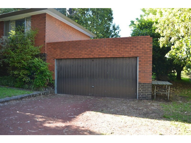 9 Stradbroke Road, Montrose VIC 3765