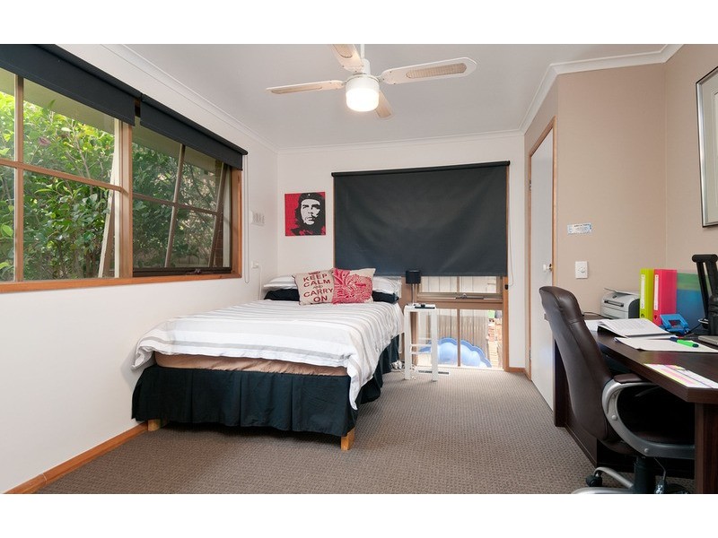 6 Plumtree Rise, Croydon Hills VIC 3136