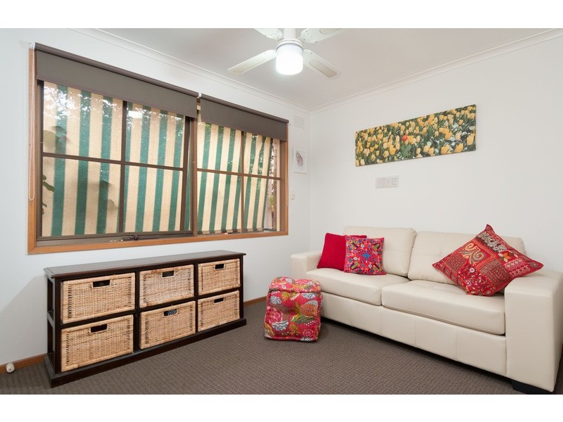 6 Plumtree Rise, Croydon Hills VIC 3136