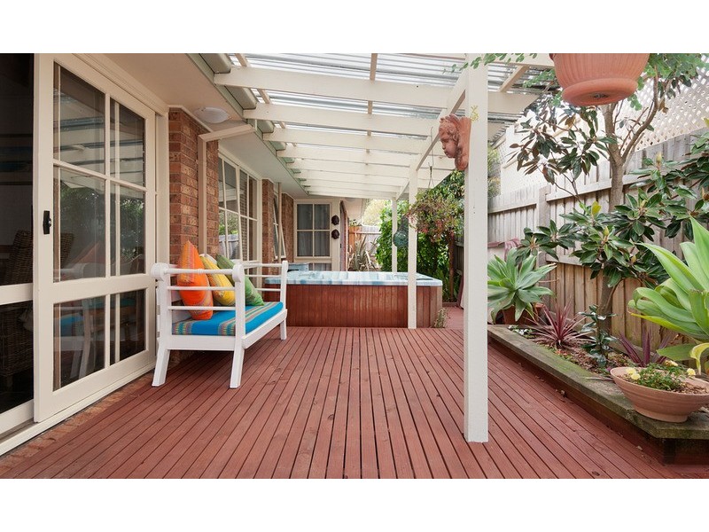 6 Plumtree Rise, Croydon Hills VIC 3136