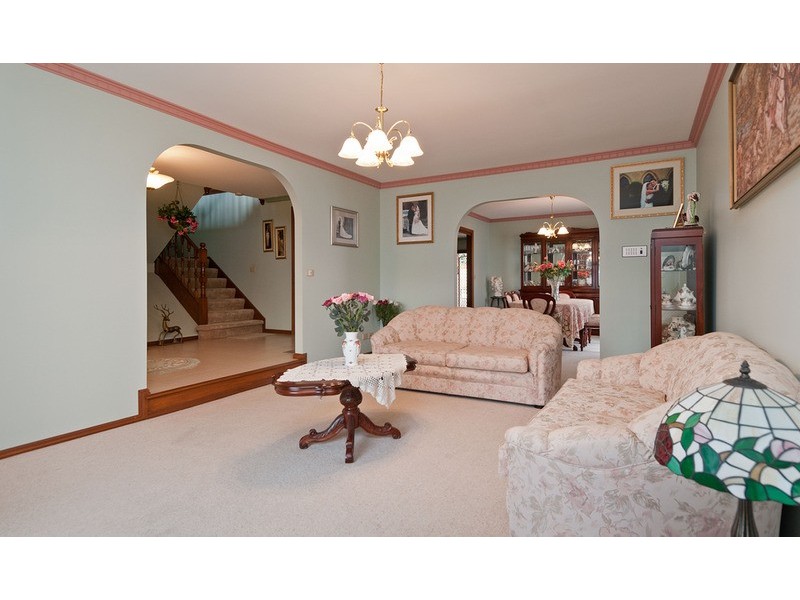 90 Woodville Road, Mooroolbark VIC 3138