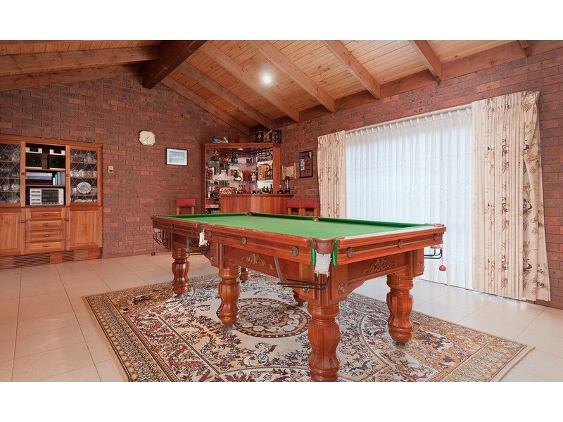 90 Woodville Road, Mooroolbark VIC 3138