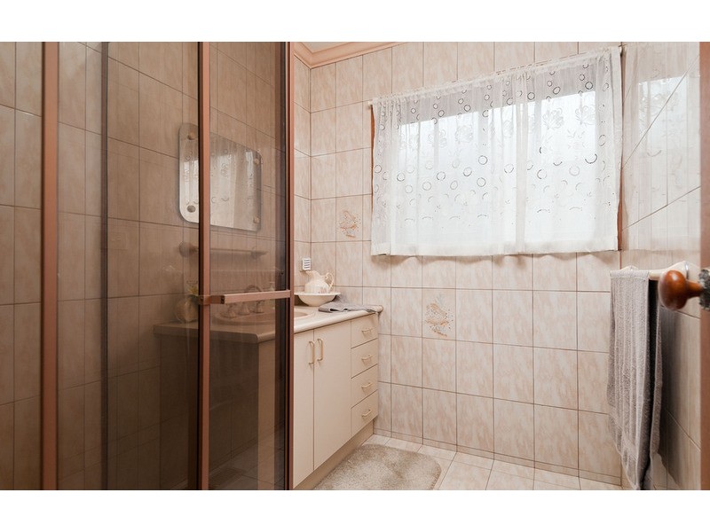 90 Woodville Road, Mooroolbark VIC 3138