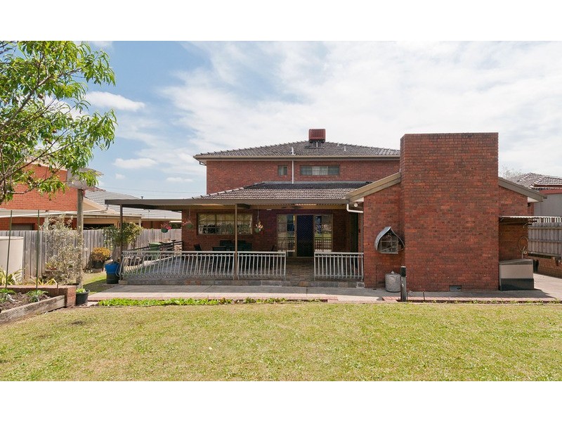 90 Woodville Road, Mooroolbark VIC 3138