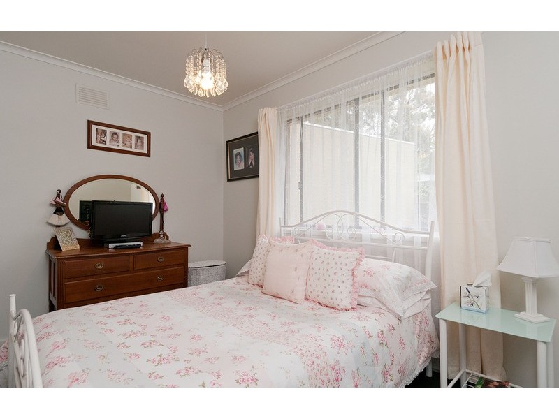 2/27 Humber Road, Croydon North VIC 3136